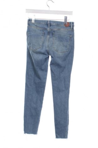 Blugi de femei Zara, Mărime S, Culoare Albastru, Preț 44,99 Lei