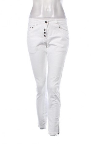Dámské džíny  Ze-Ze, Velikost S, Barva Bílá, Cena  139,00 Kč