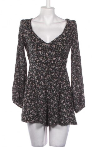 Dámská krátká kombinéza  Pull&Bear, Velikost S, Barva Vícebarevné, Cena  198,00 Kč