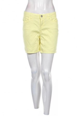 Női rövidnadrág Denim 1982, Méret M, Szín Sárga, Ár 989 Ft