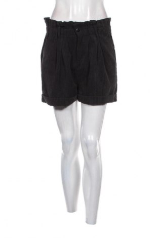 Pantaloni scurți de femei Fb Sister, Mărime S, Culoare Negru, Preț 93,84 Lei