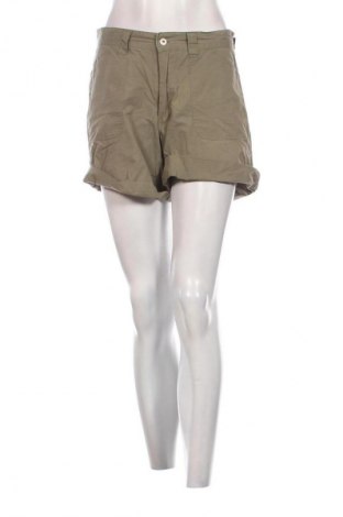 Дамски къс панталон Gina Benotti, Размер M, Цвят Зелен, Цена 5,62 €