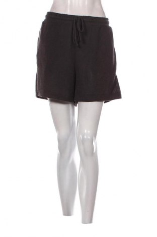 Pantaloni scurți de femei H&M, Mărime M, Culoare Gri, Preț 52,13 Lei