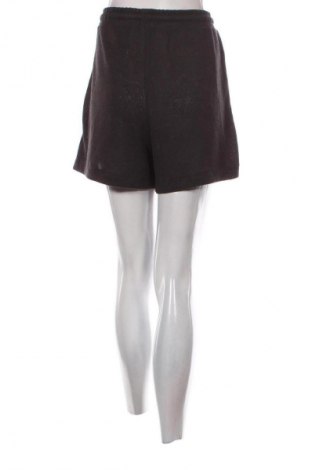 Pantaloni scurți de femei H&M, Mărime M, Culoare Gri, Preț 52,13 Lei