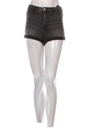 Pantaloni scurți de femei H&M Divided, Mărime S, Culoare Negru, Preț 27,99 Lei