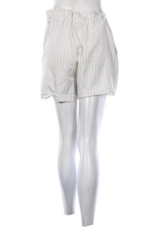 Дамски къс панталон Papaya, Размер M, Цвят Многоцветен, Цена 5,00 €