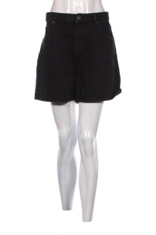 Γυναικείο κοντό παντελόνι Pull&Bear, Μέγεθος XL, Χρώμα Μαύρο, Τιμή 6,99 €