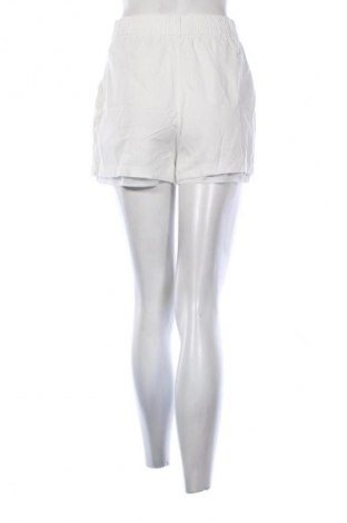 Damen Shorts SHEIN, Größe M, Farbe Weiß, Preis 9,99 €