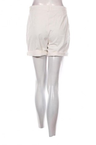 Дамски къс панталон Sinsay, Размер M, Цвят Екрю, Цена 5,62 €