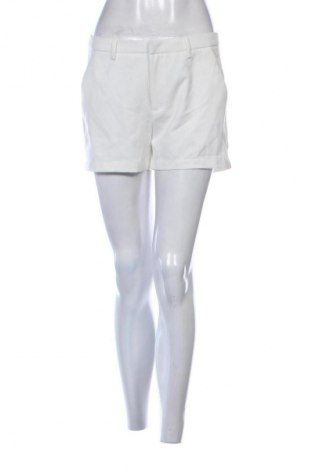 Damen Shorts Sisters Point, Größe S, Farbe Weiß, Preis € 11,99