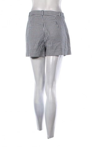 Pantaloni scurți de femei Stradivarius, Mărime S, Culoare Multicolor, Preț 36,99 Lei