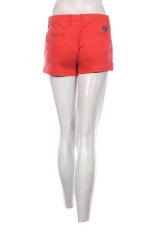 Pantaloni scurți de femei Superdry, Mărime S, Culoare Roșu, Preț 136,99 Lei