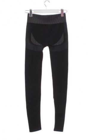 Дамски клин Pretty Little Thing, Размер XXS, Цвят Черен, Цена 8,18 €