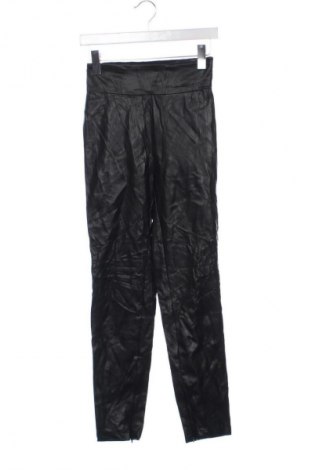 Damskie skórzane spodnie Guess, Rozmiar XS, Kolor Czarny, Cena 257,99 zł