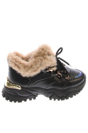 Dámske topánky  Guess, Veľkosť 38, Farba Čierna, Cena  80,95 €