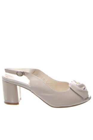 Γυναικεία παπούτσια Unbranded, Μέγεθος 35, Χρώμα  Μπέζ, Τιμή 39,00 €