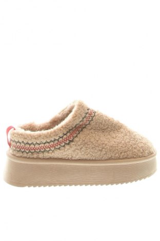 Дамски обувки Unbranded, Размер 39, Цвят Бежов, Цена 37,40 €