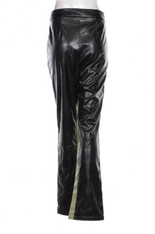 Дамски панталон Amylynn, Размер M, Цвят Многоцветен, Цена 26,58 €