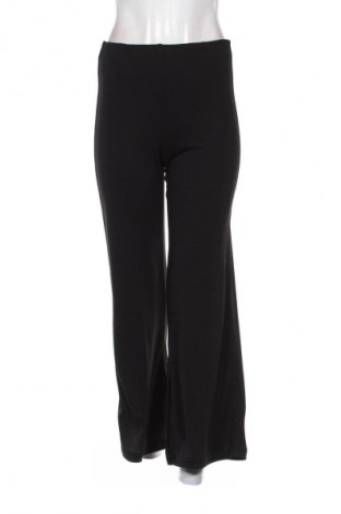 Γυναικείο παντελόνι Bershka, Μέγεθος S, Χρώμα Μαύρο, Τιμή 15,47 €