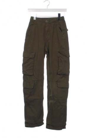 Dámské kalhoty  Bershka, Velikost XXS, Barva Zelená, Cena  219,00 Kč