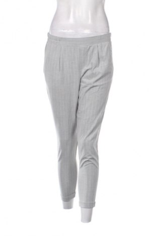 Дамски панталон Bershka, Размер M, Цвят Сив, Цена 6,13 €