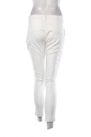 Дамски панталон Bershka, Размер M, Цвят Бял, Цена 7,66 €