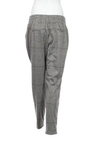 Дамски панталон C&A, Размер XL, Цвят Многоцветен, Цена 4,09 €