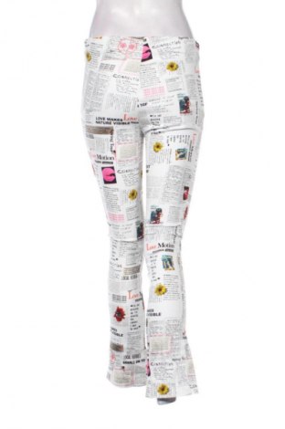 Γυναικείο παντελόνι Desigual, Μέγεθος S, Χρώμα Πολύχρωμο, Τιμή 17,99 €