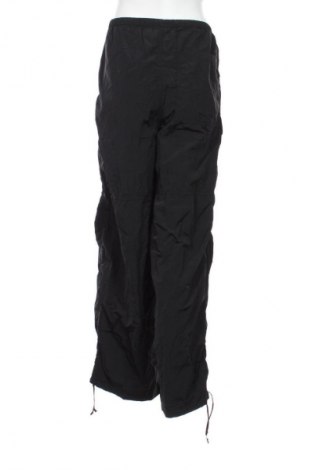 Дамски панталон H&M Divided, Размер M, Цвят Черен, Цена 8,76 €