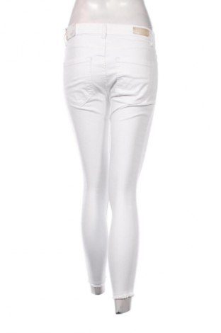 Damskie spodnie ONLY, Rozmiar S, Kolor Biały, Cena 66,99 zł
