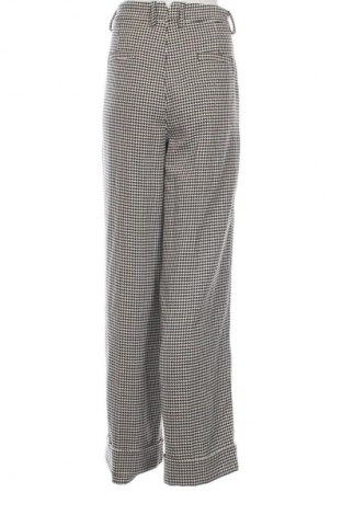 Дамски панталон Riani, Размер L, Цвят Многоцветен, Цена 85,83 €