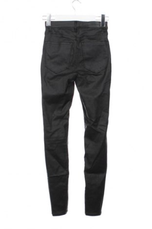 Dámské kalhoty  Stradivarius, Velikost XS, Barva Černá, Cena  99,00 Kč