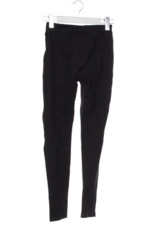 Дамски панталон Stradivarius, Размер XXS, Цвят Черен, Цена 7,66 €