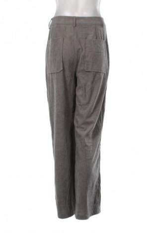 Дамски панталон Unbranded, Размер L, Цвят Сив, Цена 11,08 €