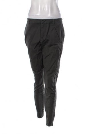 Дамски панталон Vero Moda, Размер M, Цвят Зелен, Цена 6,64 €