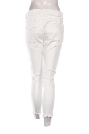 Дамски панталон Zara, Размер XL, Цвят Бял, Цена 9,20 €