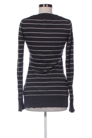 Дамски пуловер H&M L.O.G.G., Размер M, Цвят Сив, Цена 9,20 €