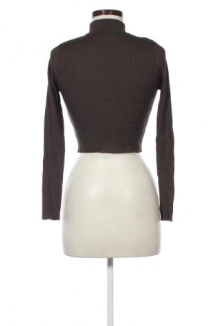 Дамски пуловер Pull&Bear, Размер M, Цвят Кафяв, Цена 9,20 €