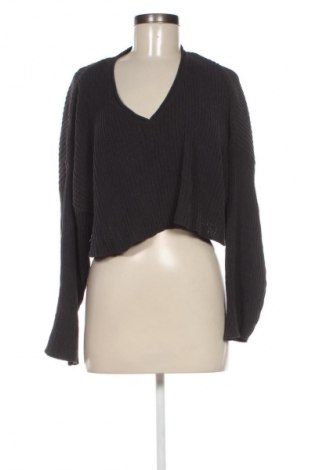 Дамски пуловер Pull&Bear, Размер M, Цвят Сив, Цена 6,13 €