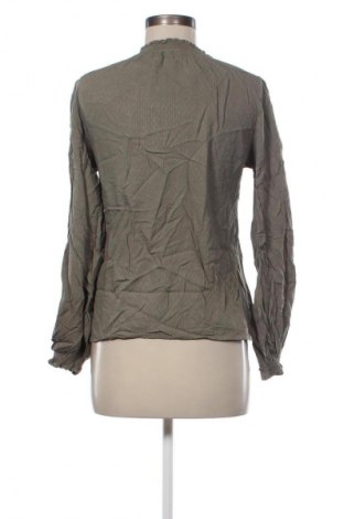 Helancă de femei Yessica, Mărime S, Culoare Multicolor, Preț 7,99 Lei