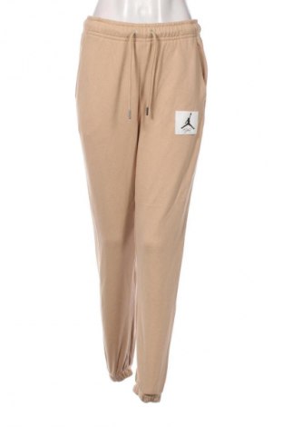 Дамско спортно долнище Air Jordan Nike, Размер S, Цвят Бежов, Цена 35,27 €