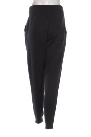 Дамско спортно долнище Nike, Размер S, Цвят Черен, Цена 16,87 €