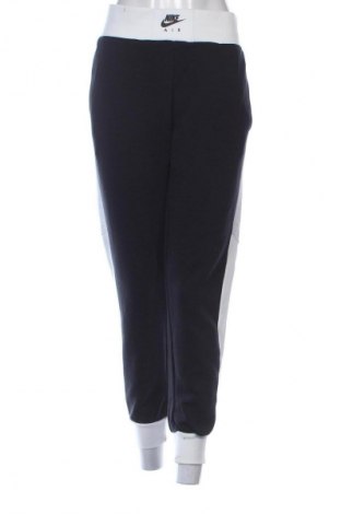 Pantaloni trening de femei Nike, Mărime L, Culoare Negru, Preț 263,74 Lei