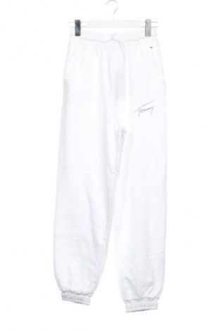 Дамско спортно долнище Tommy Jeans, Размер XS, Цвят Бял, Цена 56,24 €