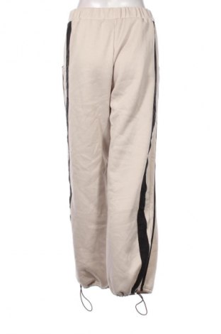 Női sport nadrág Unbranded, Méret S, Szín Bézs, Ár 1 369 Ft