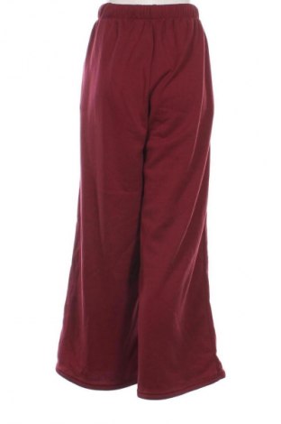 Дамско спортно долнище Unbranded, Размер 3XL, Цвят Червен, Цена 10,22 €