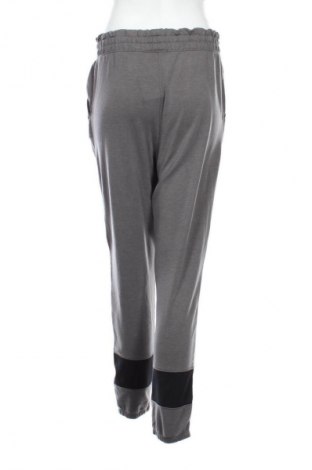 Damen Sporthose Under Armour, Größe M, Farbe Mehrfarbig, Preis 7,99 €