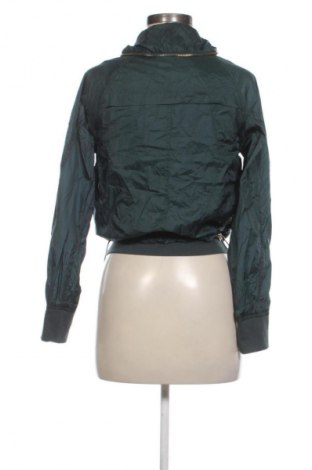 Geacă de femei Bershka, Mărime S, Culoare Verde, Preț 64,99 Lei