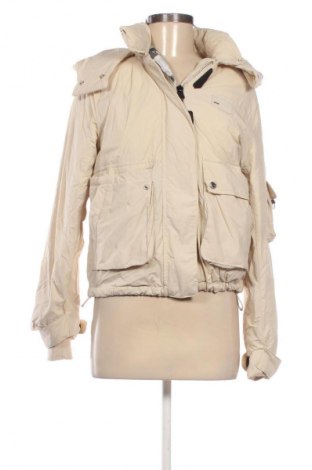 Geacă de femei Bershka, Mărime XS, Culoare Ecru, Preț 89,88 Lei