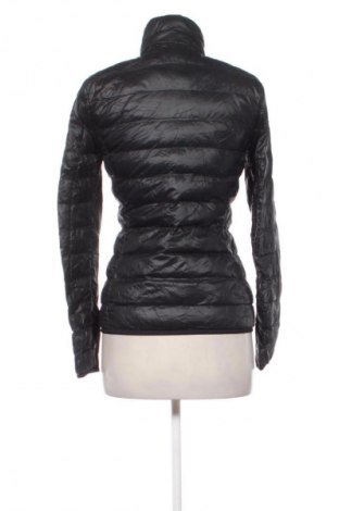 Дамско яке Emporio Armani, Размер S, Цвят Черен, Цена 88,45 €